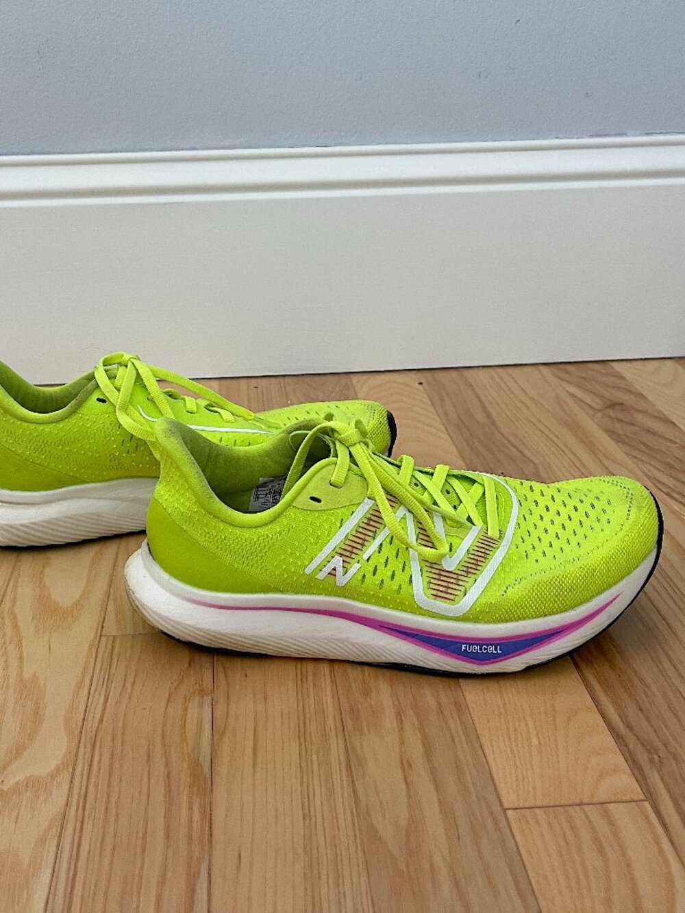 Women's New Balance Fuel Cell Rebel V3 Running Shoes - Size 8